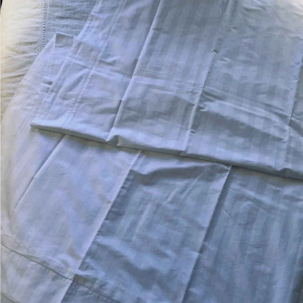 Italian Sferra Bros. White shadow stripe fine Italian cotton king duvet cover